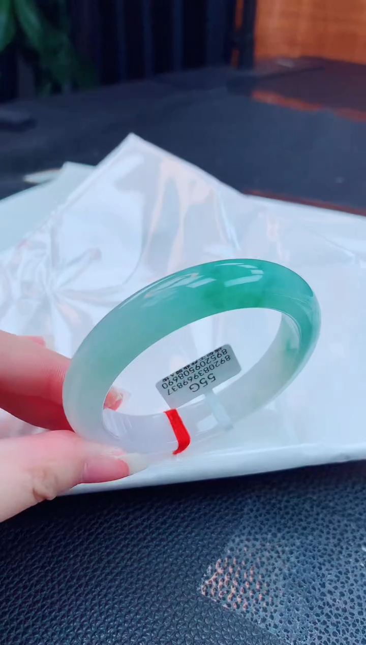 【闪购商品】翡翠手镯未镶嵌缅甸天然翡翠A货手镯