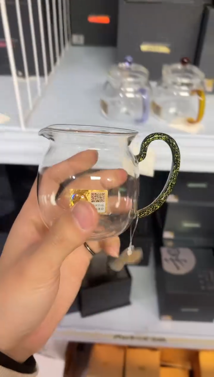 【闪购商品】美满黑金公道杯。。。