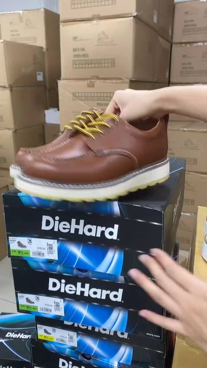 牛皮41码，82994，皮鞋码，低帮  工装鞋 默认瑕疵 