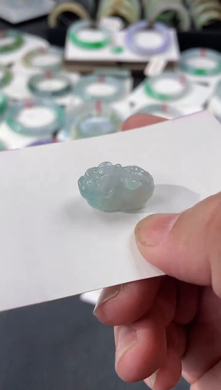 【闪购商品】翡翠颈饰未镶嵌吊坠