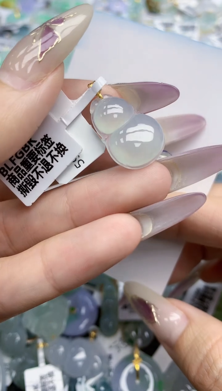 翡翠挂件18K金镶嵌396   天然翡翠A货