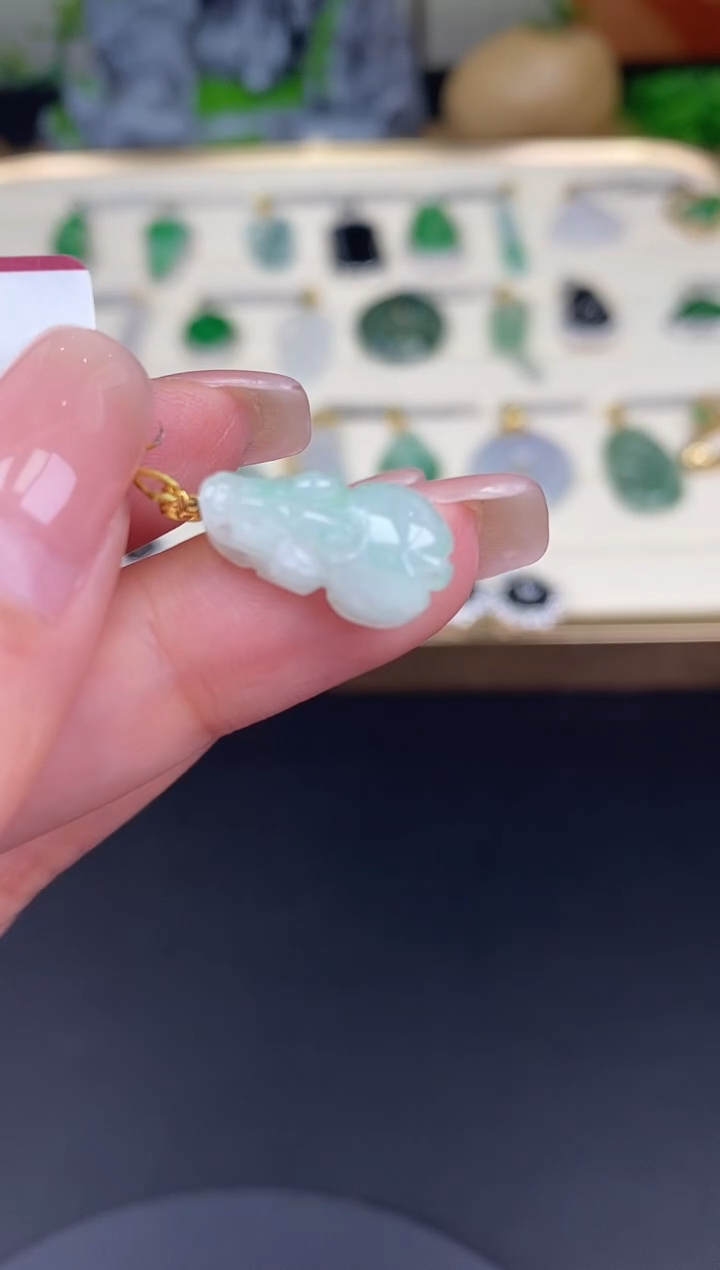 吊坠(不含链)18K金镶嵌翡翠貔貅18K金扣镶嵌@@CMT