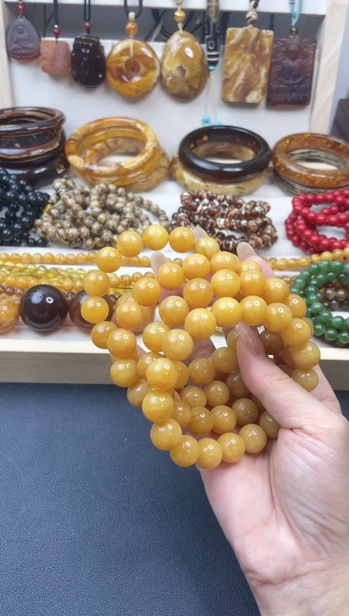 无非金属乌料鸡油黄卡12多样性发