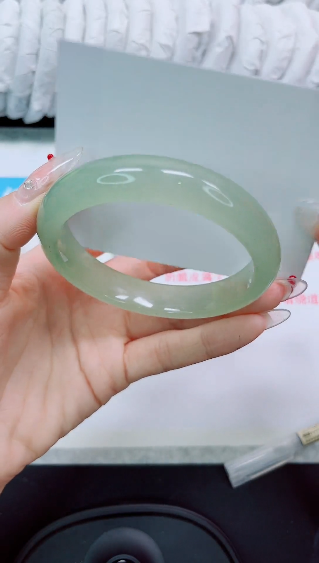 石英质玉手镯未镶嵌79