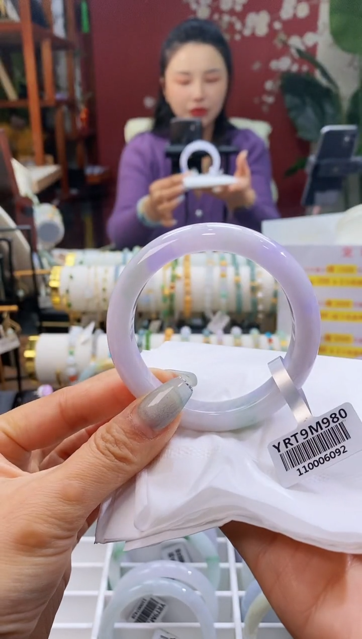 【闪购商品】翡翠手镯未镶嵌6妖紫5556/12.6*8.9