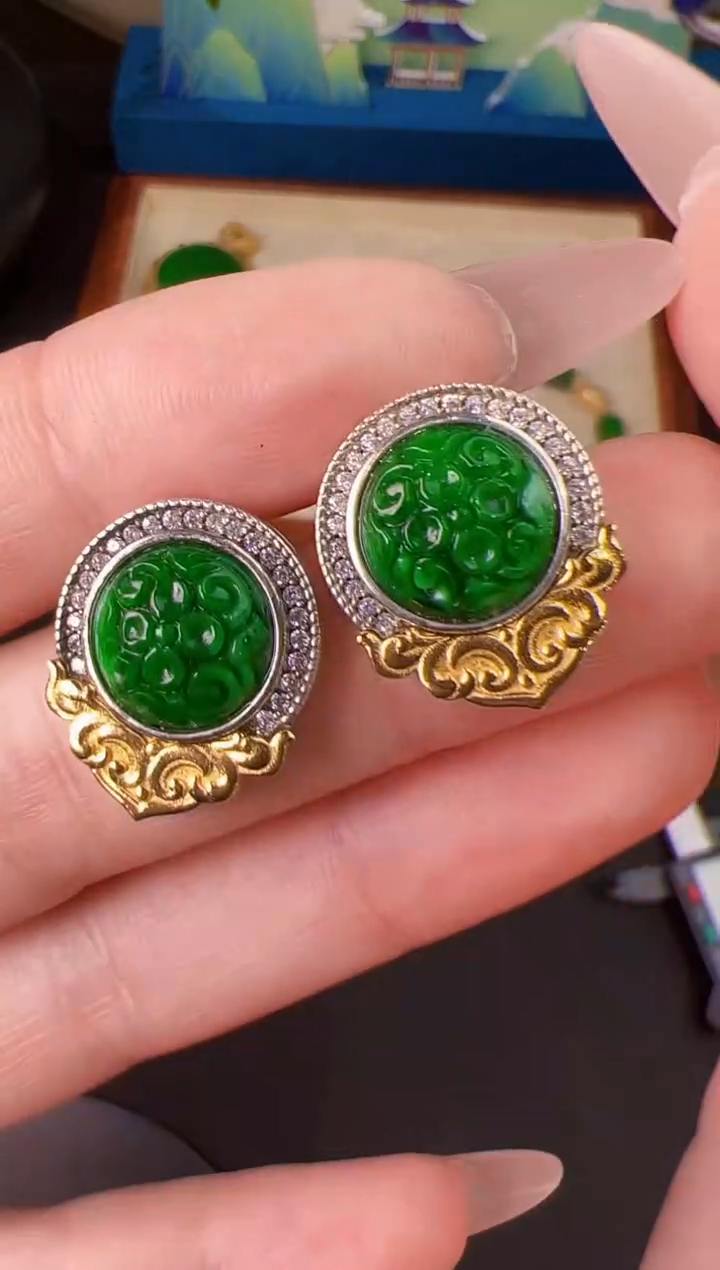 【闪购商品】翡翠耳饰银S925镶嵌耳钉