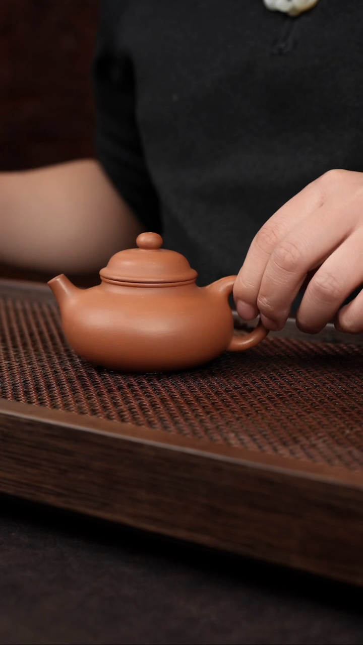 【闪购商品】紫砂茶壶五彩泥容天