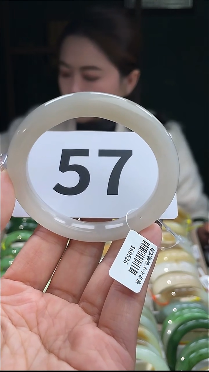 定制和田玉和田玉手镯