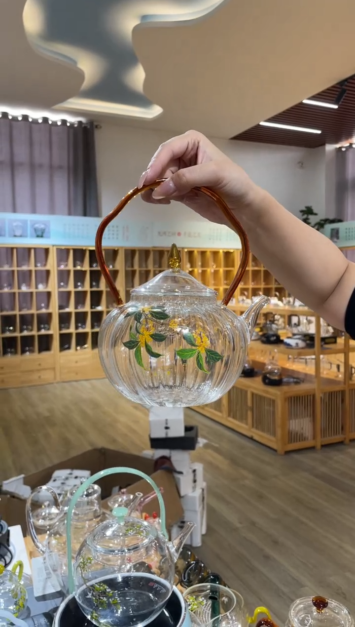 手工艺品玻璃九河金狮通运壶琥珀把瓜楞桂花