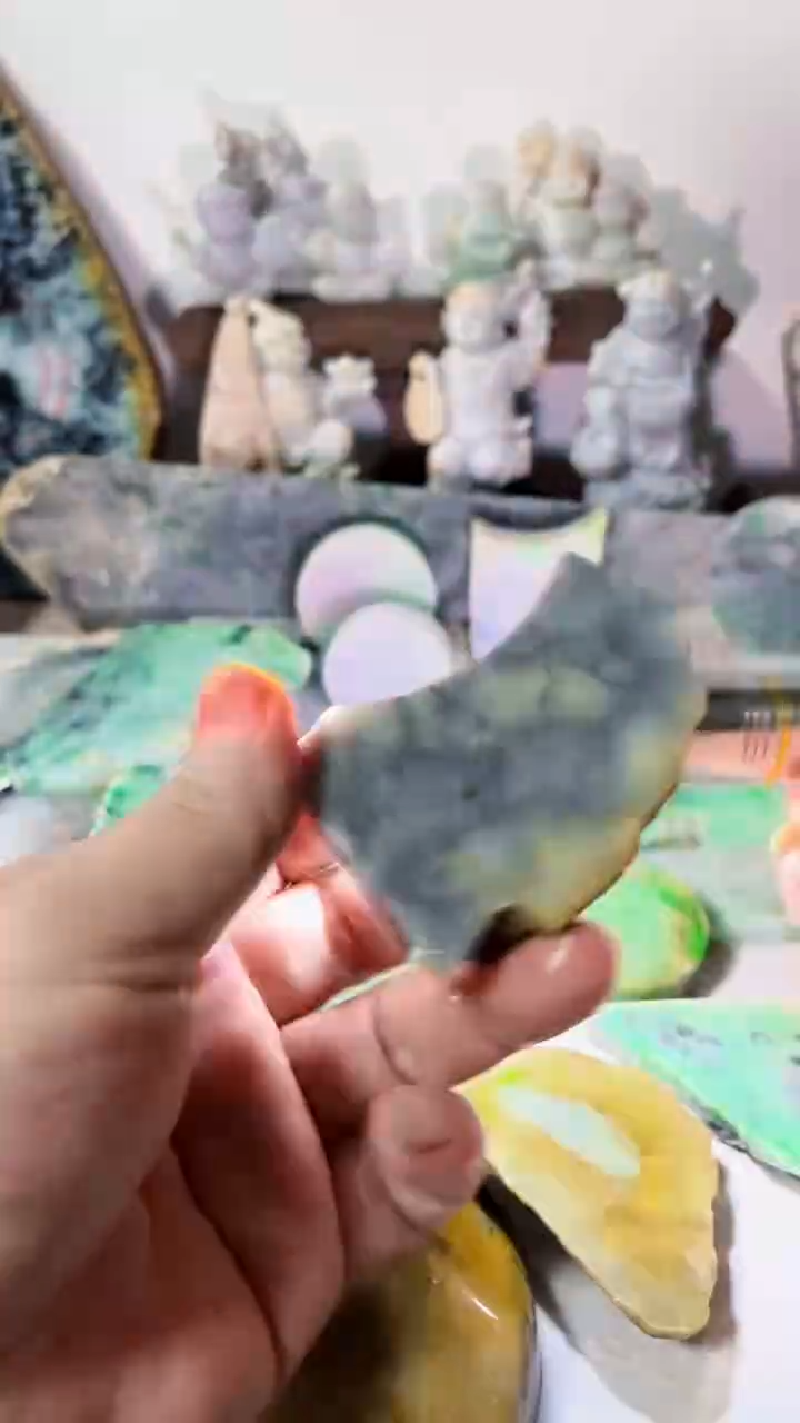 【闪购商品】翡翠吊坠(不含链)未镶嵌A307