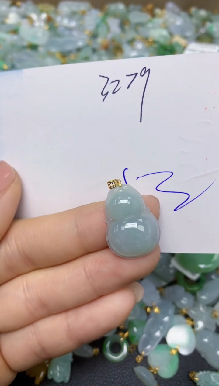 【闪购商品】翡翠挂件18K金镶嵌 天然翡翠A货