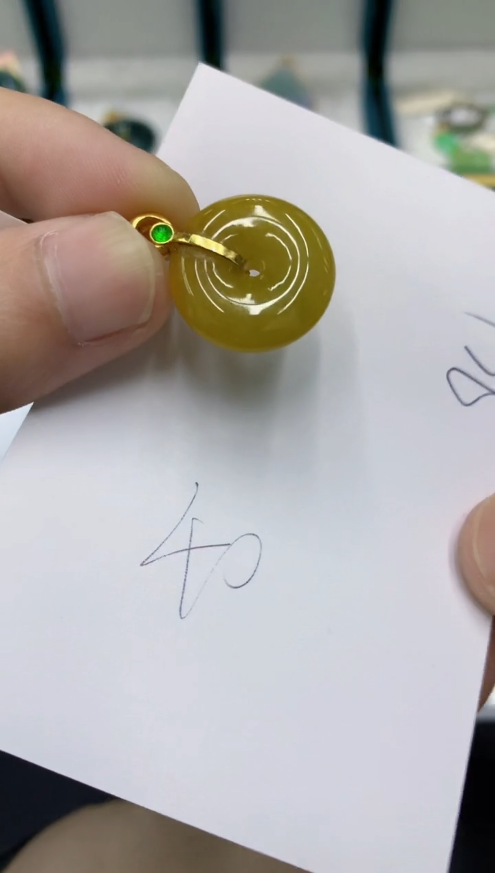 颈饰未镶嵌翡翠翡翠