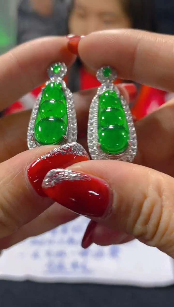 【闪购商品】定制翡翠未镶嵌天然A货翡翠多样性发货拍一发一