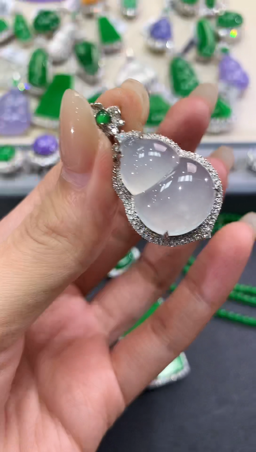 【闪购商品】翡翠吊坠(不含链)18K金镶嵌w124      