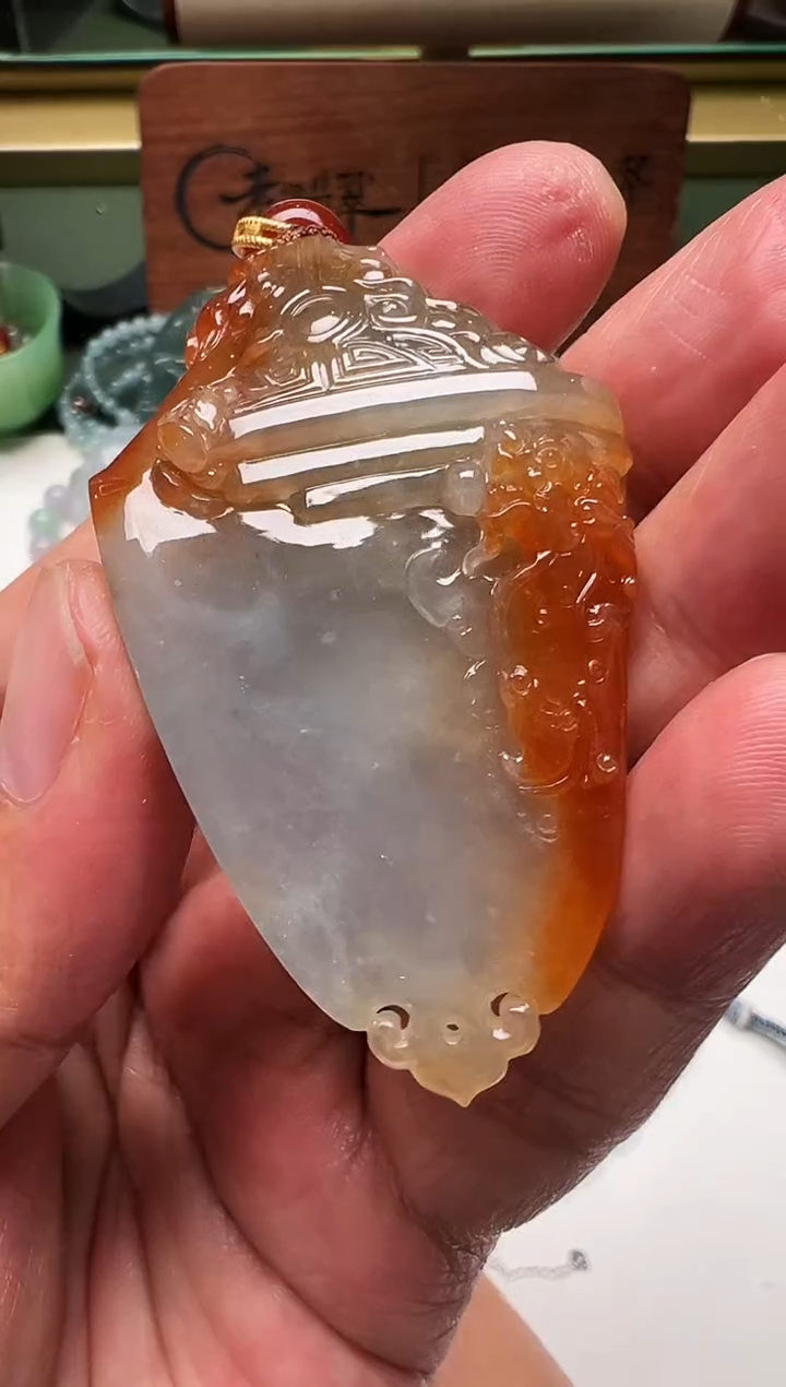 【闪购商品】翡翠颈饰未镶嵌翡翠颈饰