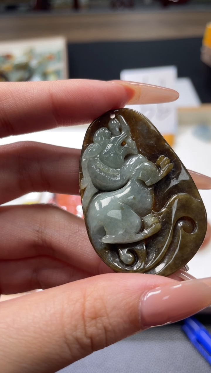 颈饰未镶嵌翡翠天然A货翡翠随机发一件249