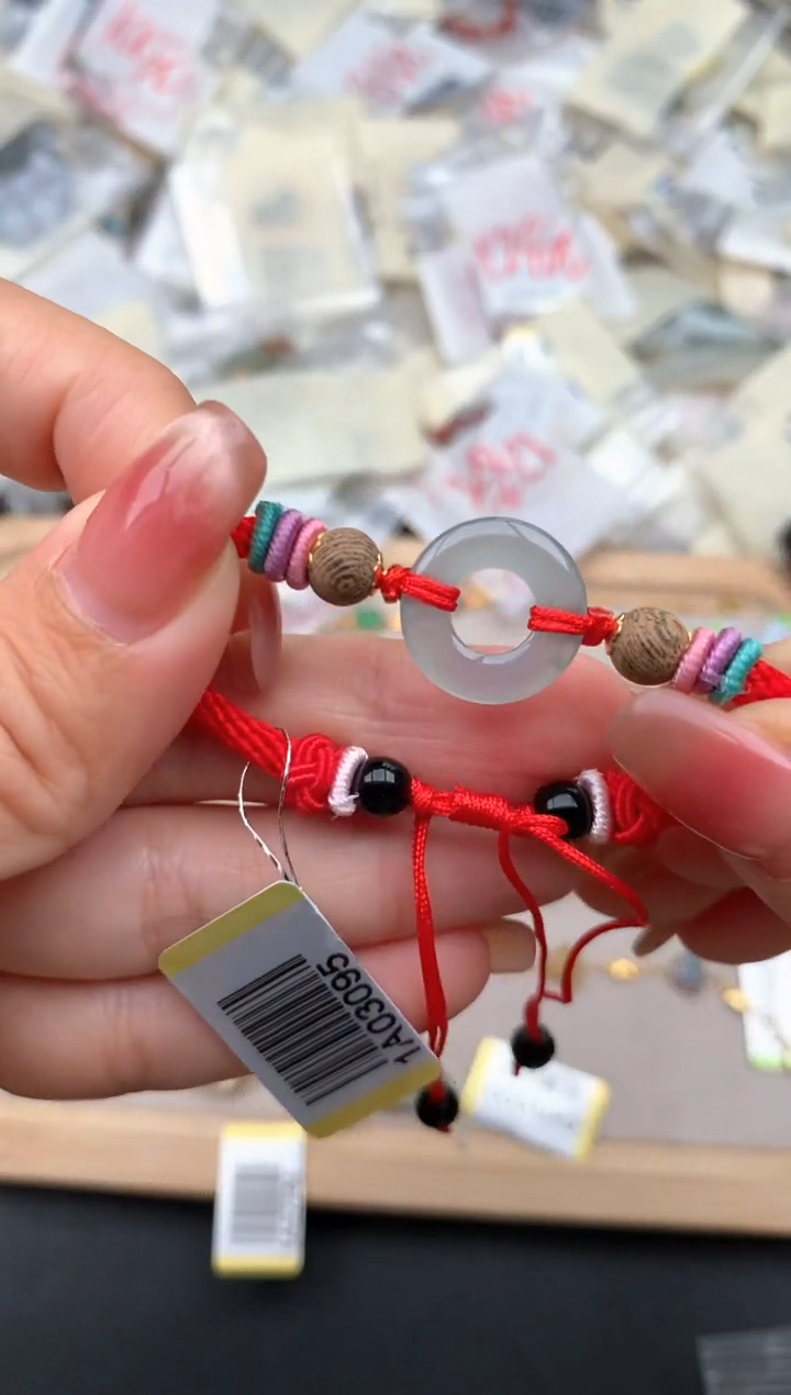 未镶嵌挂件翡翠1