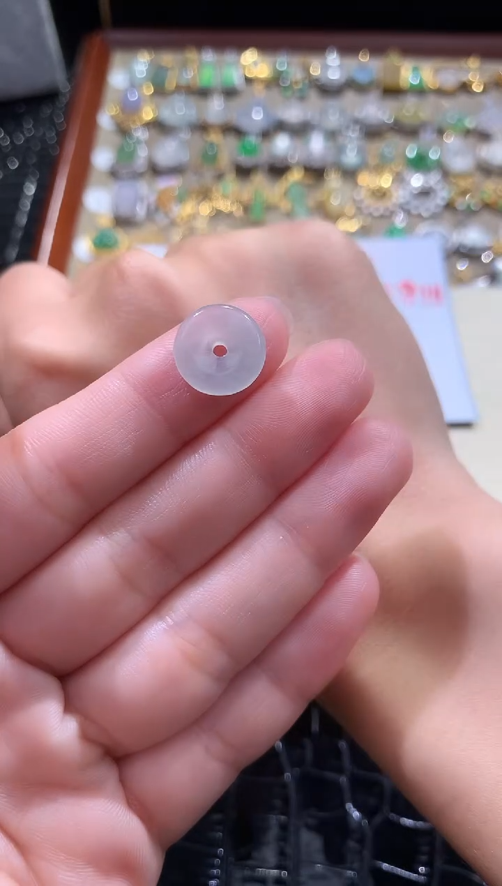 颈饰未镶嵌翡翠O****G翡翠