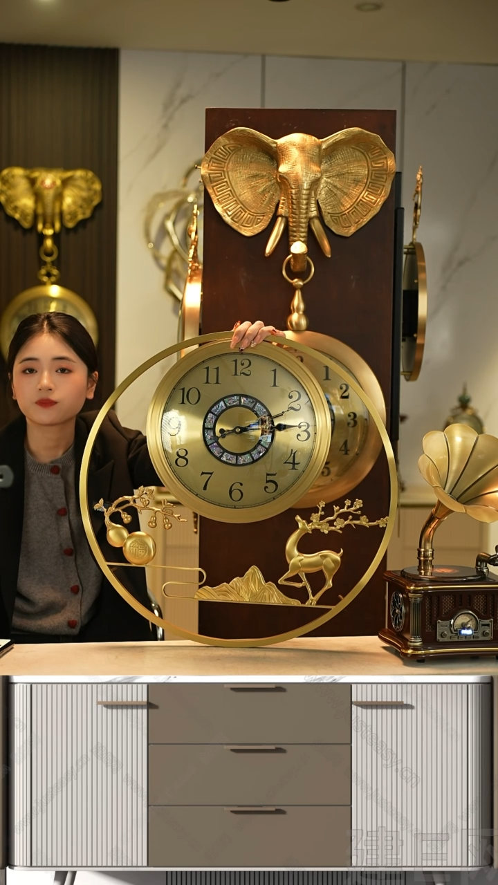 【闪购商品】有机玻璃黄铜挂钟