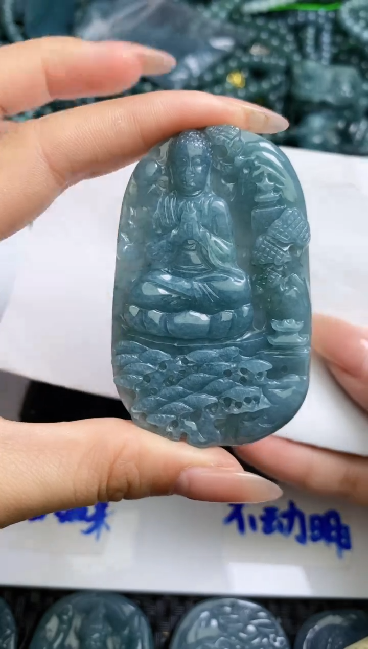 【闪购商品】翡翠颈饰未镶嵌