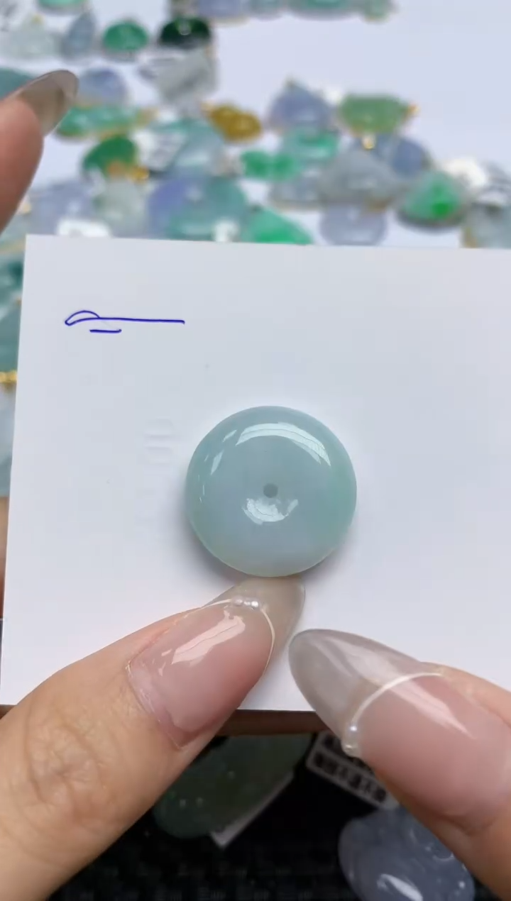 【闪购商品】翡翠颈饰未镶嵌天然翡翠A货