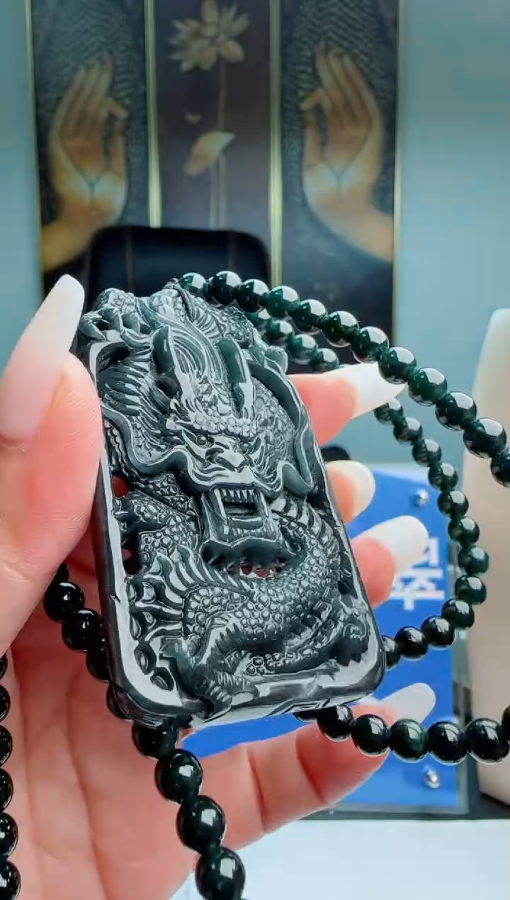 【闪购商品】翡翠颈饰未镶嵌多样性随机一件发货
