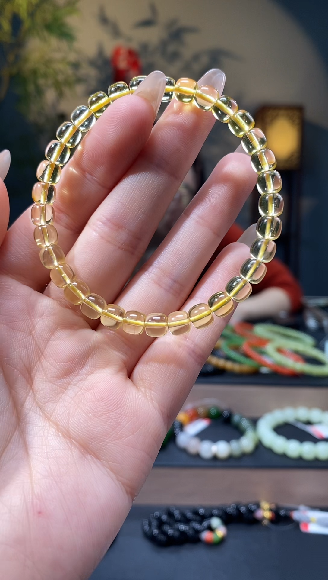 【闪购商品】琥珀裸石未镶嵌老型手串