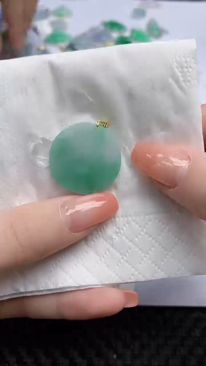 【闪购商品】翡翠颈饰18K金镶嵌天然翡翠A货