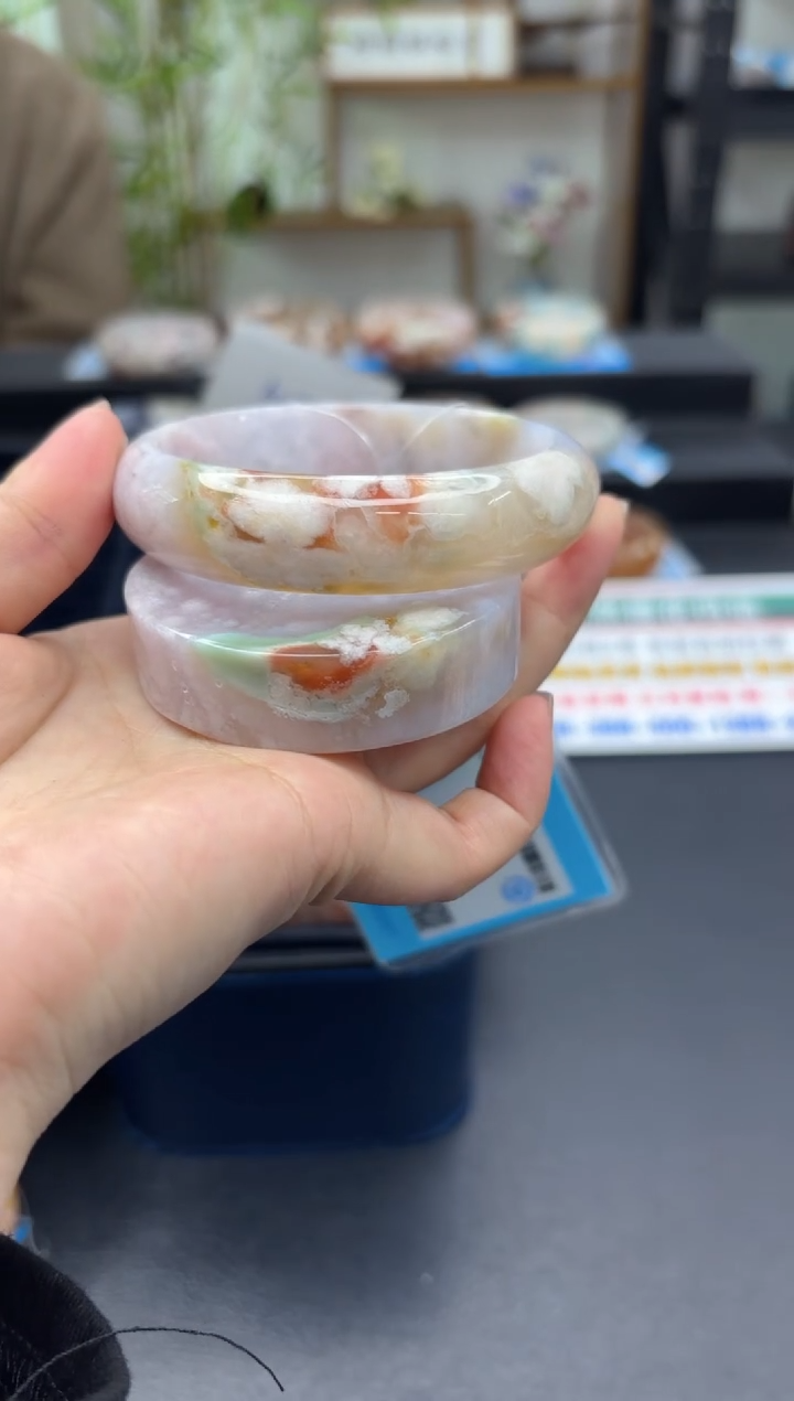 【闪购商品】石英质玉手镯未镶嵌C174(62圈赠送镯心)