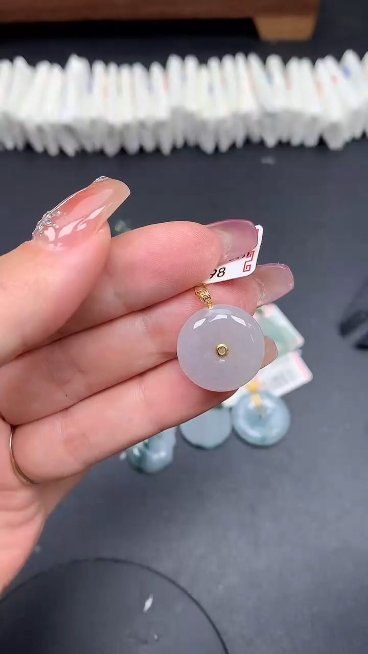 翡翠18K金镶嵌吊坠(不含链)MS191005