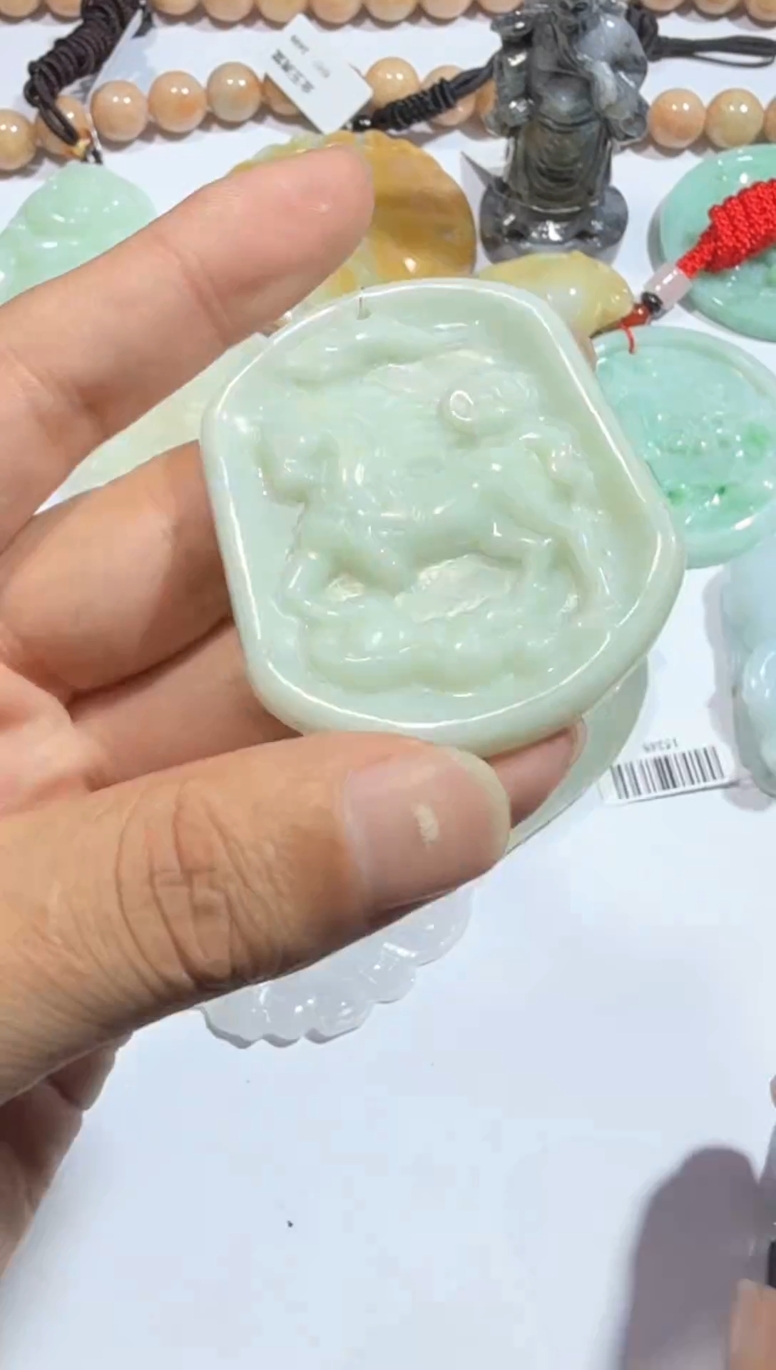 【闪购商品】翡翠颈饰未镶嵌00015352