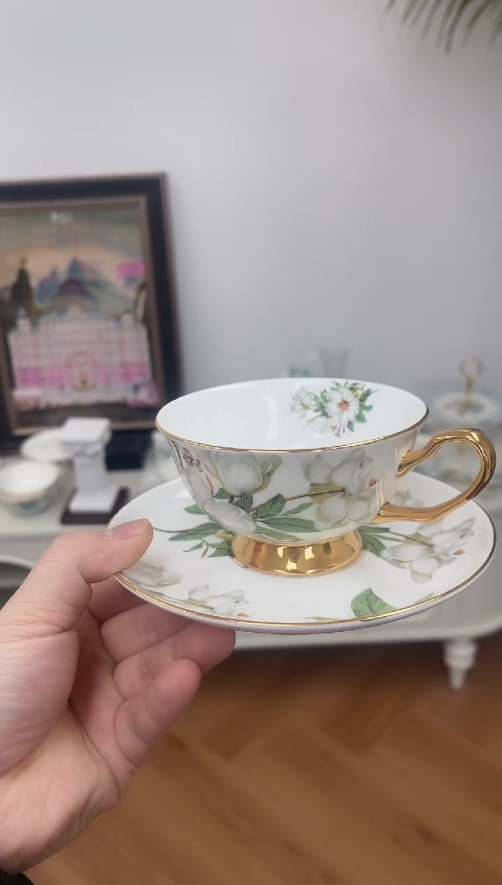 杯山茶花咖啡杯碟（微瑕不退换）