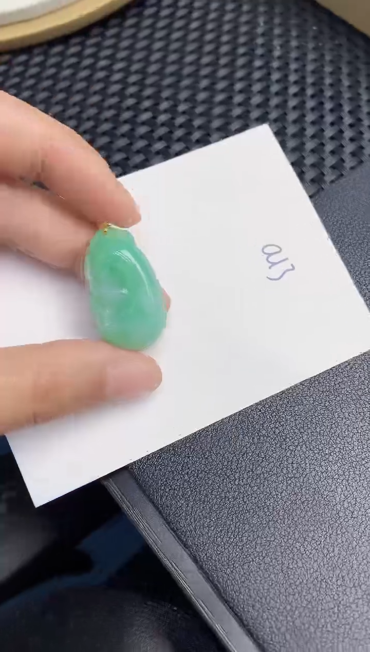 【闪购商品】翡翠颈饰18K金镶嵌000000000