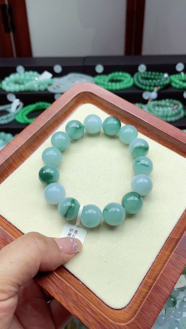 【闪购商品】翡翠手链未镶嵌翡翠