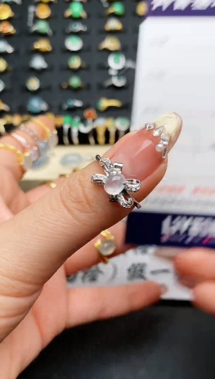 【闪购商品】翡翠戒指银S925镶嵌........