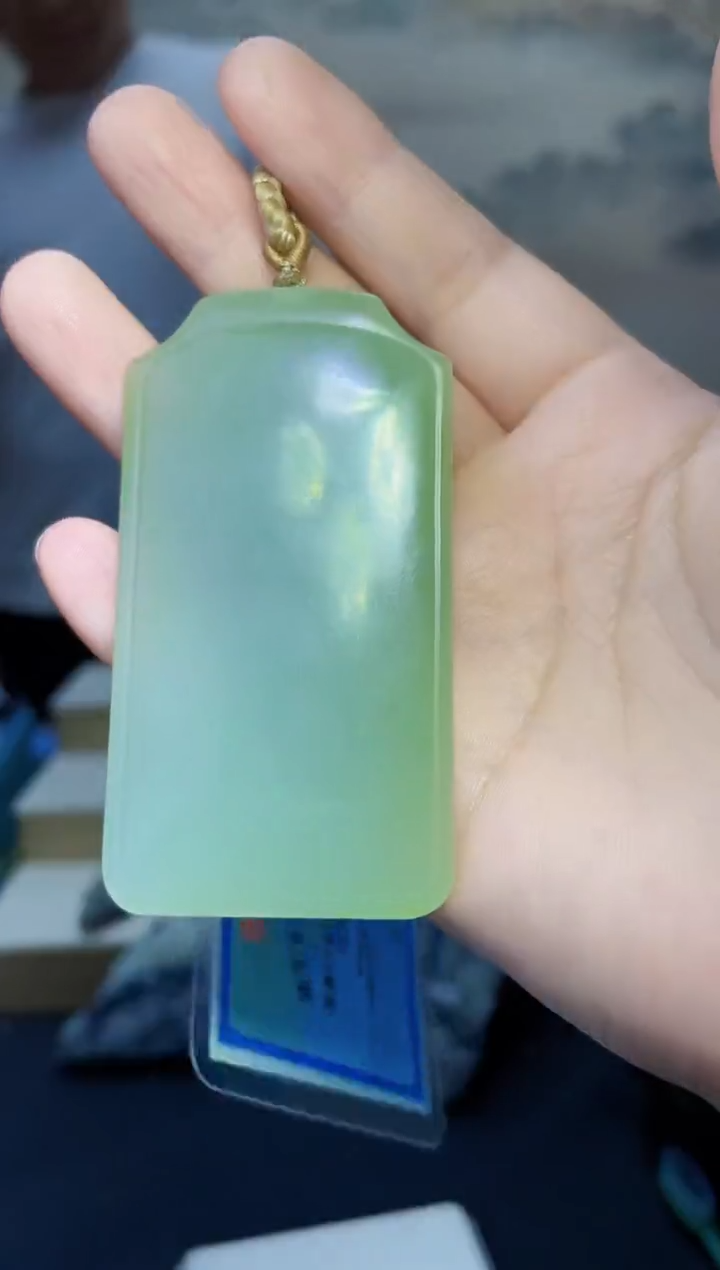 和田玉未镶嵌颈饰1