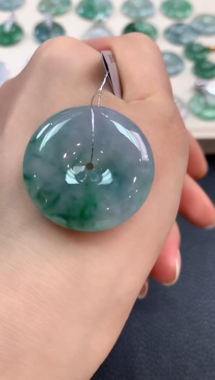 【闪购商品】翡翠吊坠(不含链)未镶嵌b50       