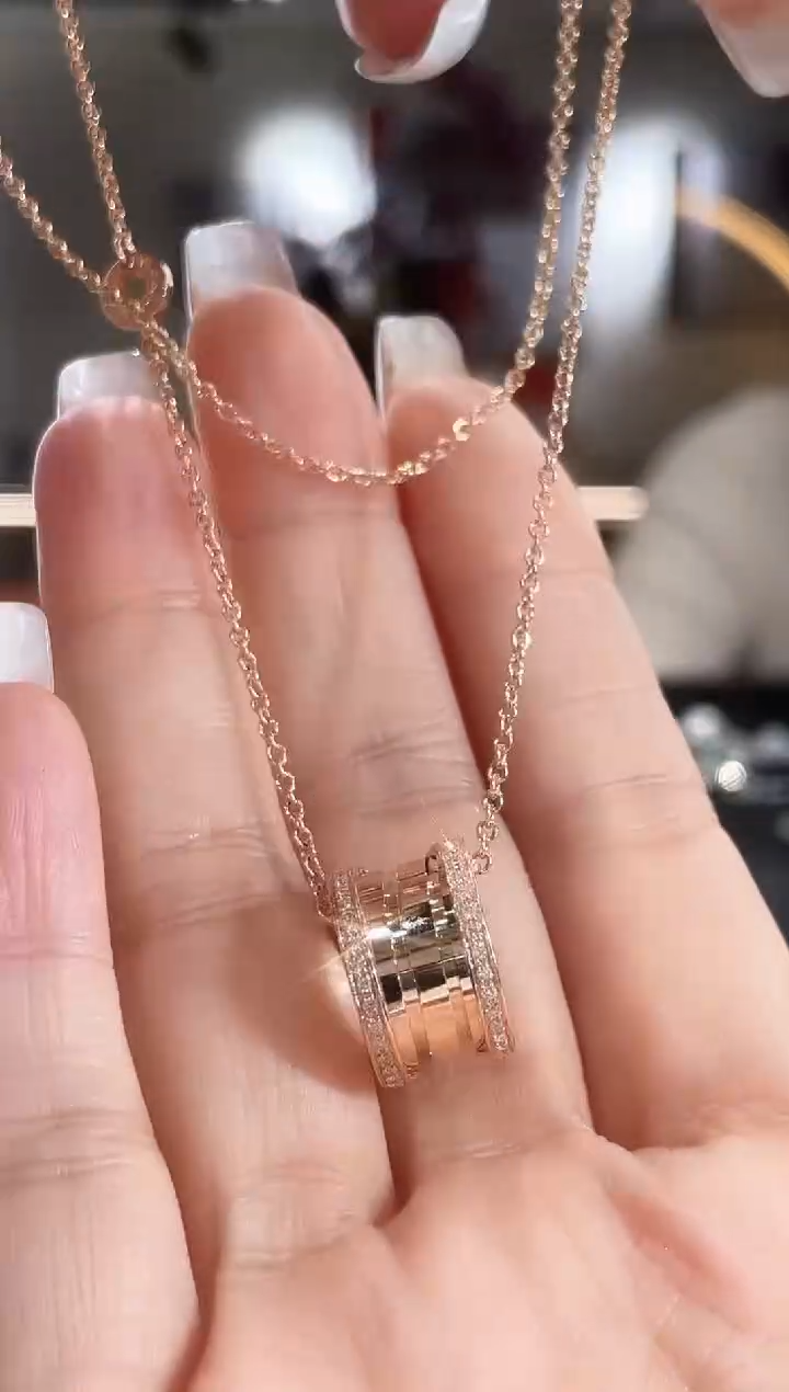 【闪购商品】钻石颈饰18K金镶嵌项链·