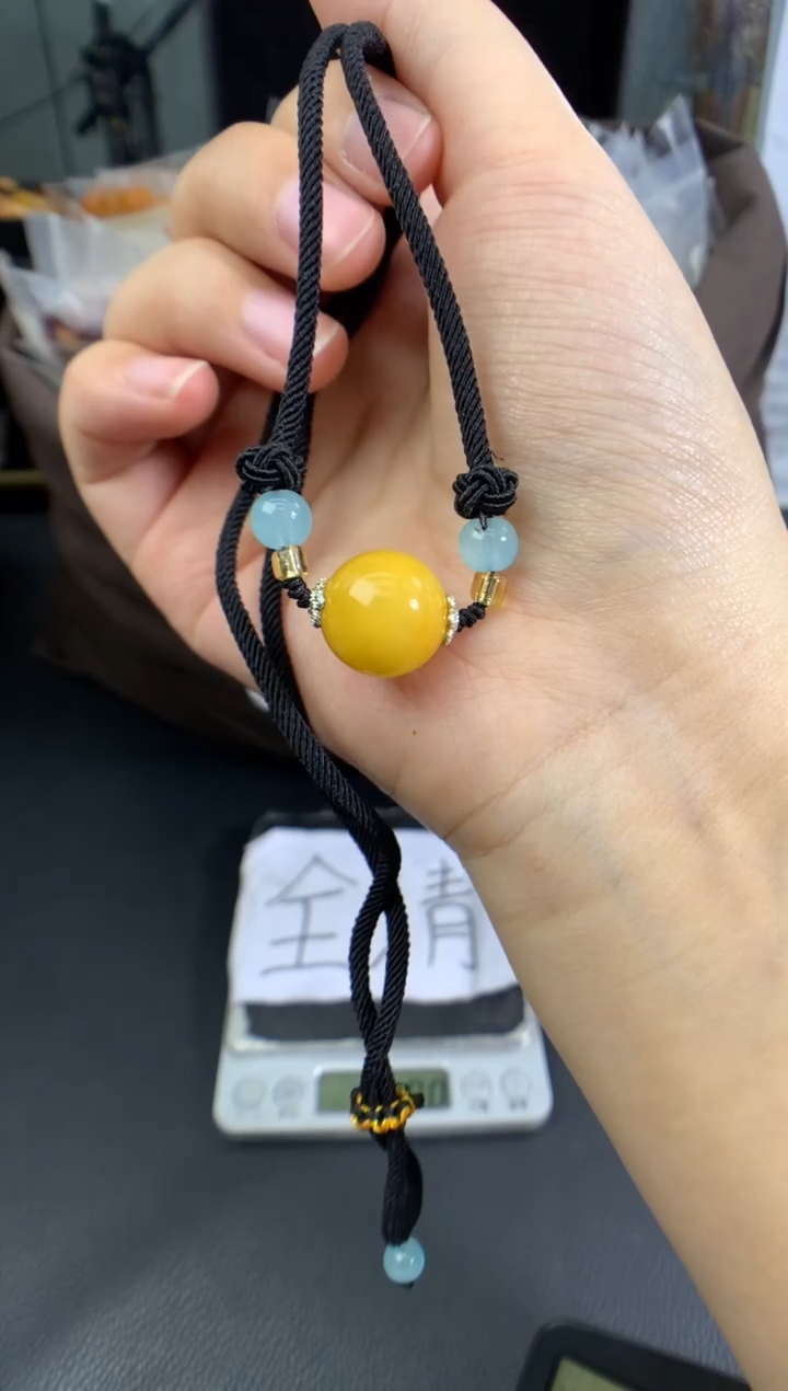 蜜蜡未镶嵌珠宝奇石1