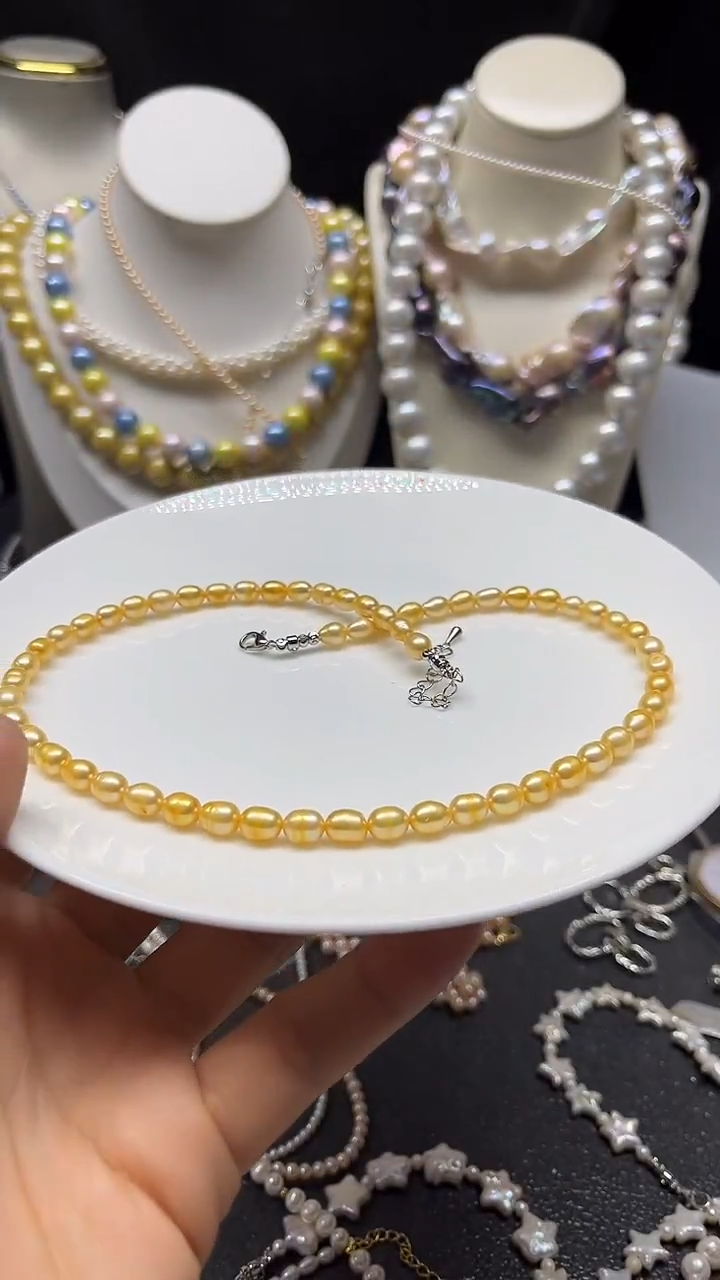 颈饰未镶嵌淡水珍珠多人