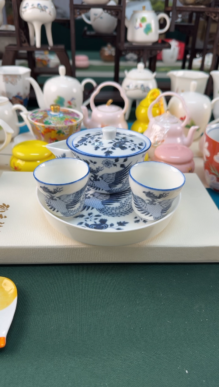 【闪购商品】瓷器 ······.......