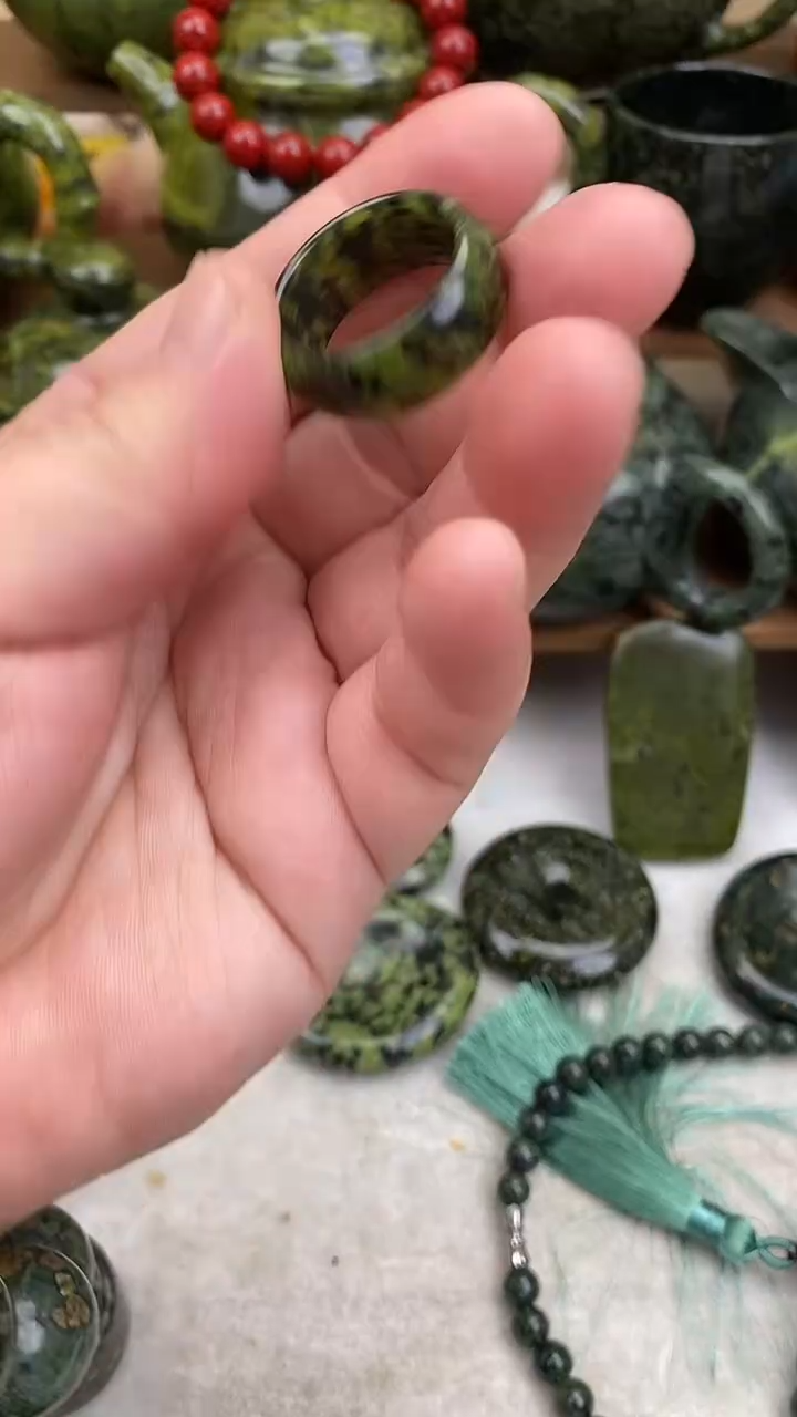 【闪购商品】蛇纹石玉未镶嵌戒圈戒圈