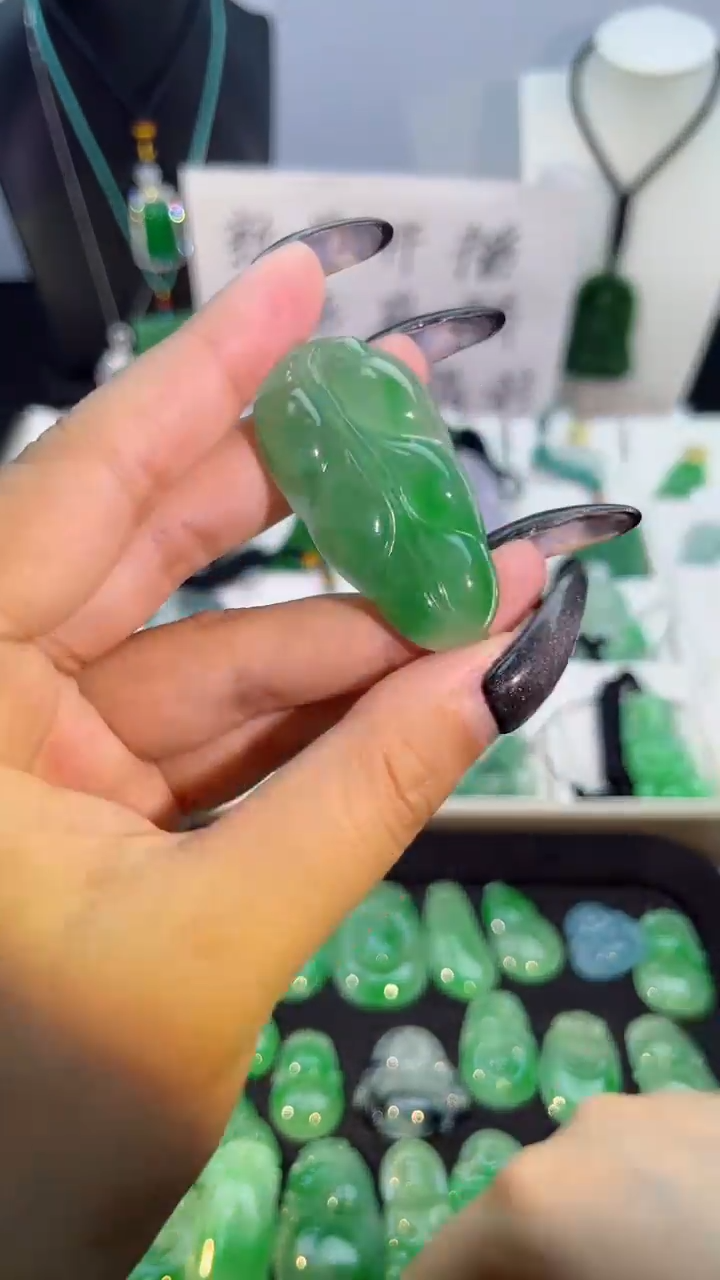 【闪购商品】翡翠手串未镶嵌翡翠颈饰未镶嵌天然翡翠吊坠