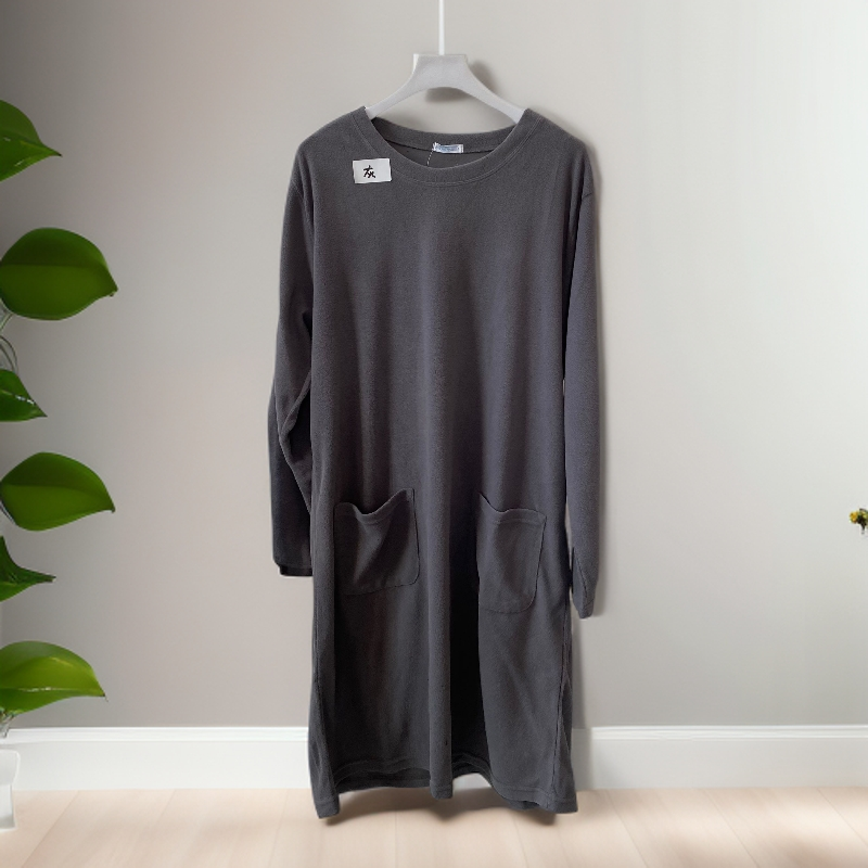 8A143    休闲舒适圆领中长款家居服