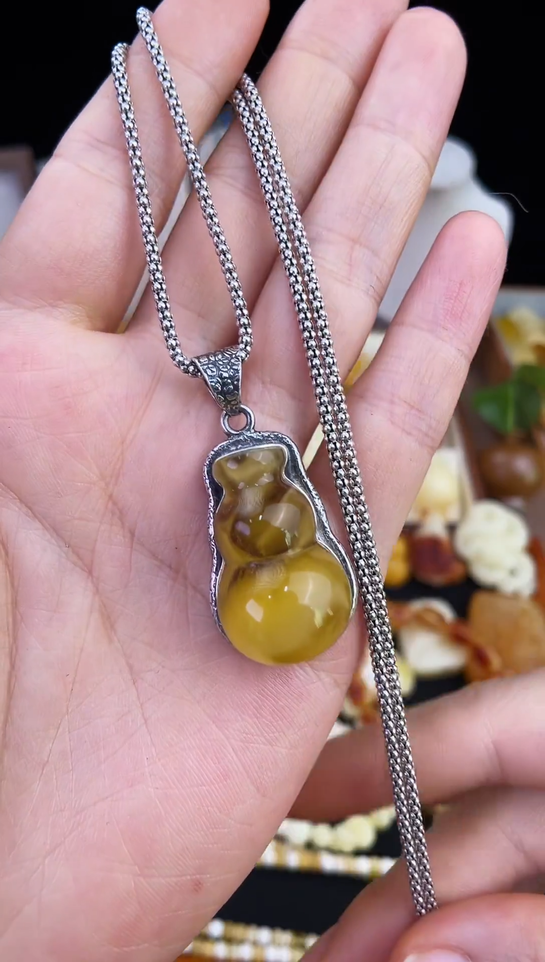 琥珀未镶嵌珠宝奇石0****o柒月