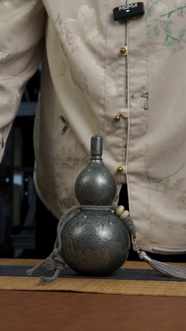 844号 天然热水酒葫芦 一物一拍（有瑕介意勿拍）