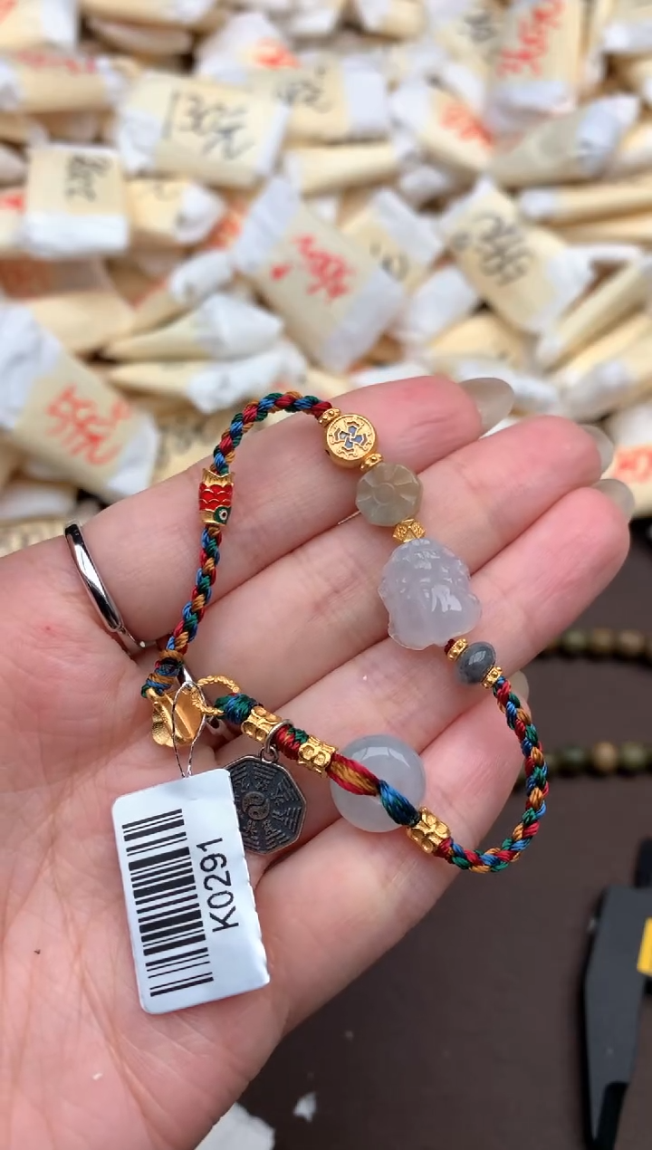 【闪购商品】翡翠挂件未镶嵌—  