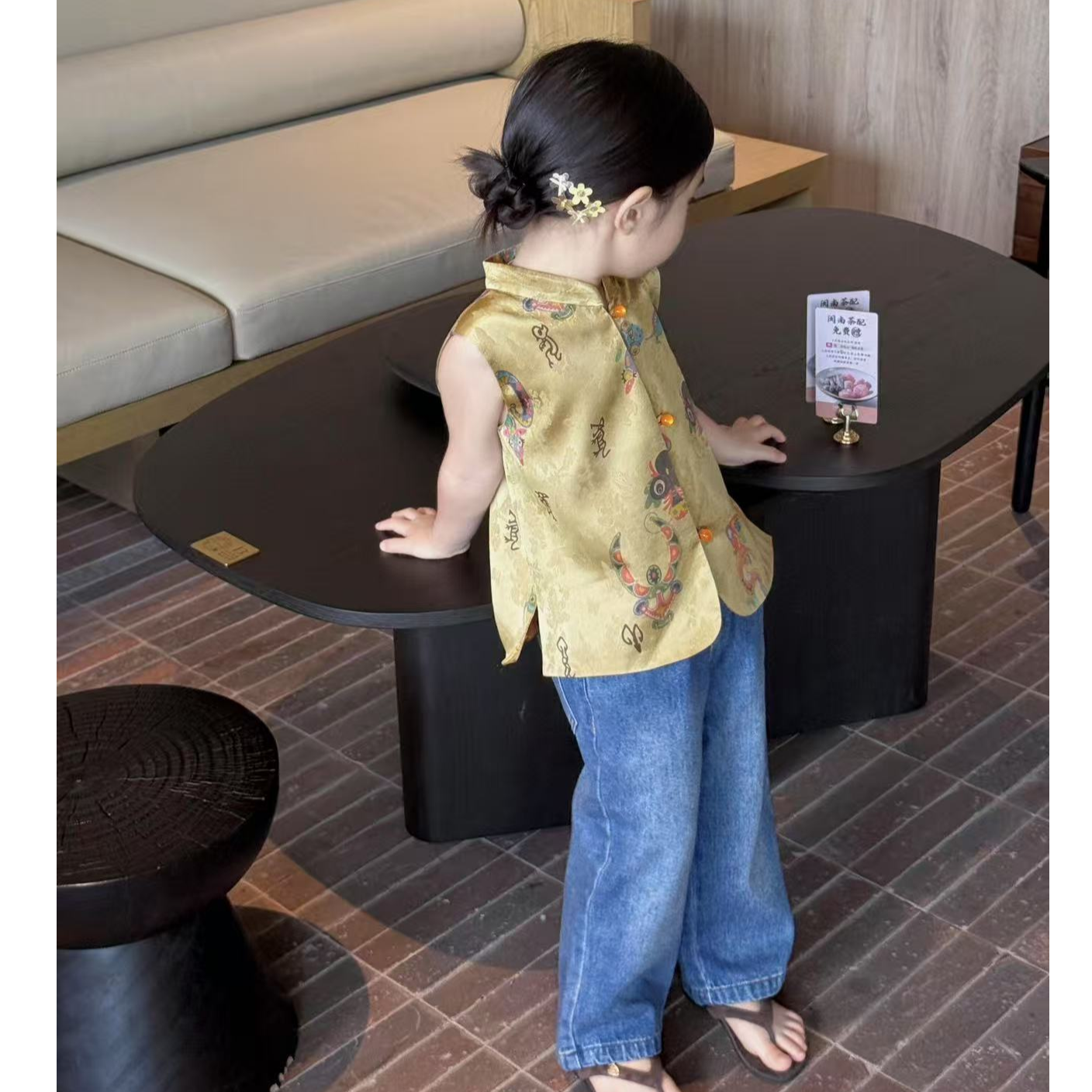 壹妈童装女童新中式唐装秋季套装新款小女孩复古国风马甲黑色半裙