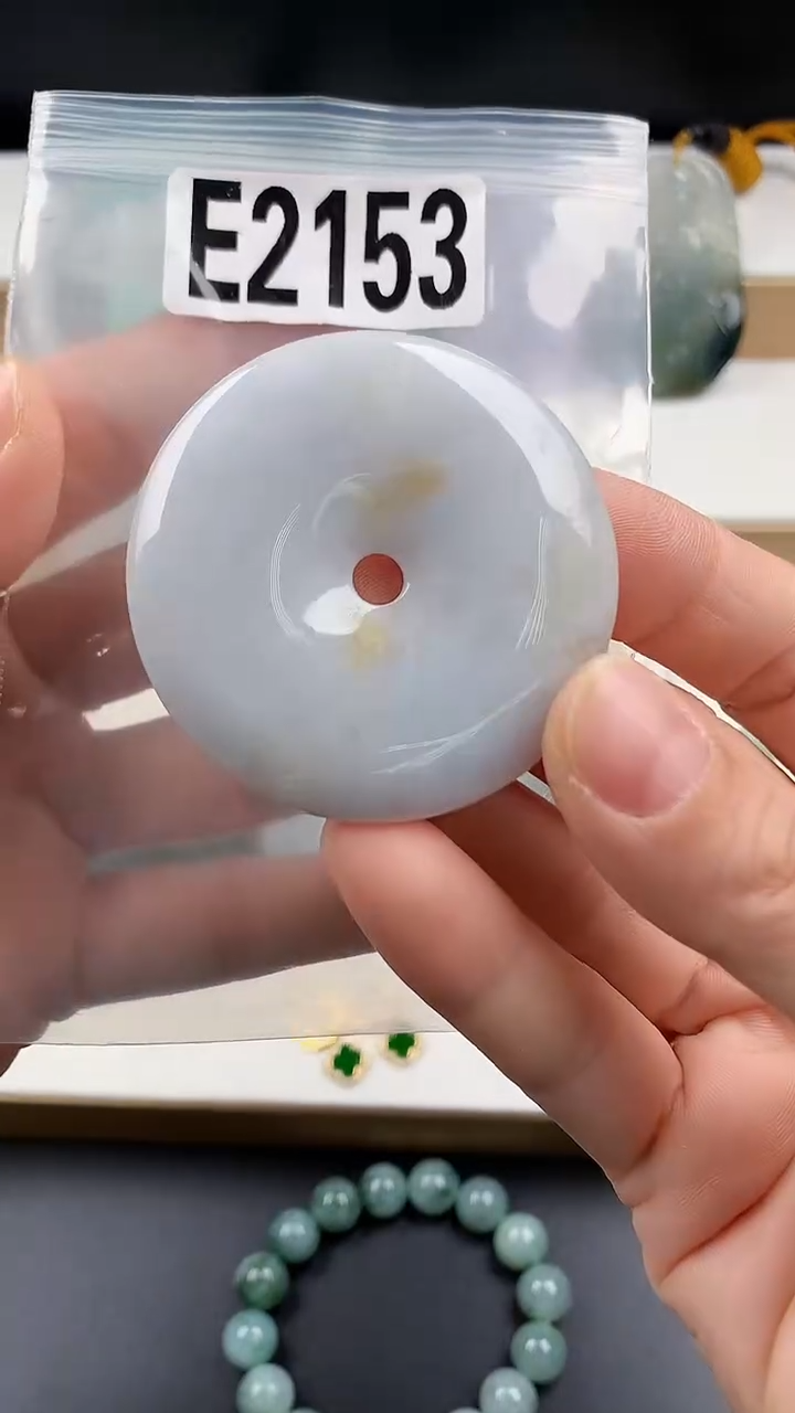 颈饰未镶嵌翡翠天然翡翠吊坠挂件