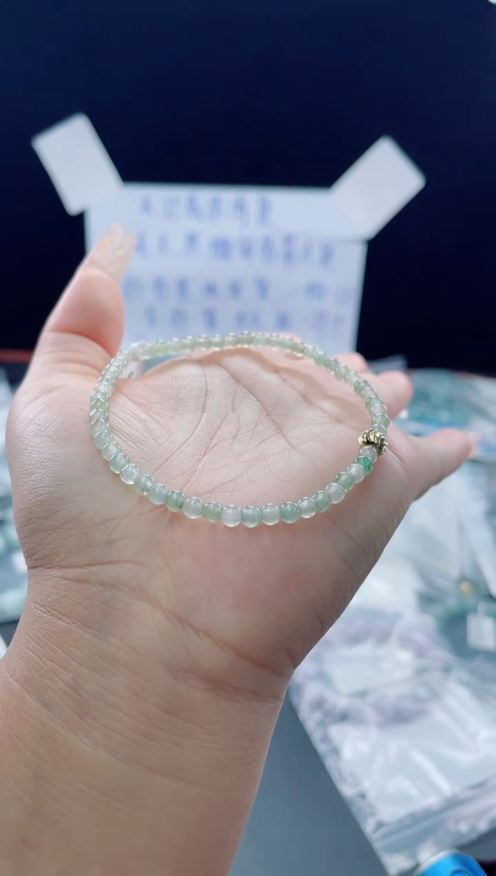 未镶嵌戒指翡翠珠串